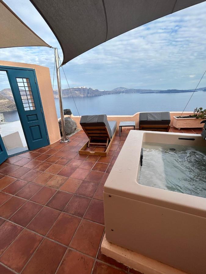Horizon Aeifos Suites Oia Exterior foto