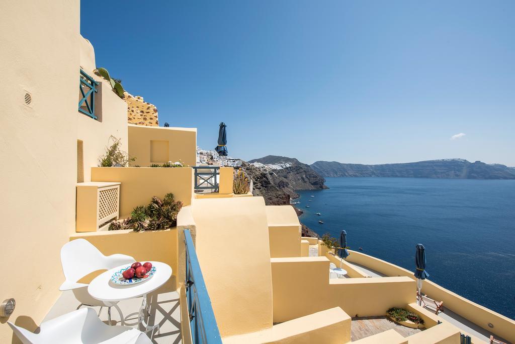 Horizon Aeifos Suites Oia Exterior foto